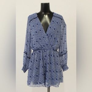 Zara Women's Long Sleeve V-Neck Short Printed Romper Blue Medium